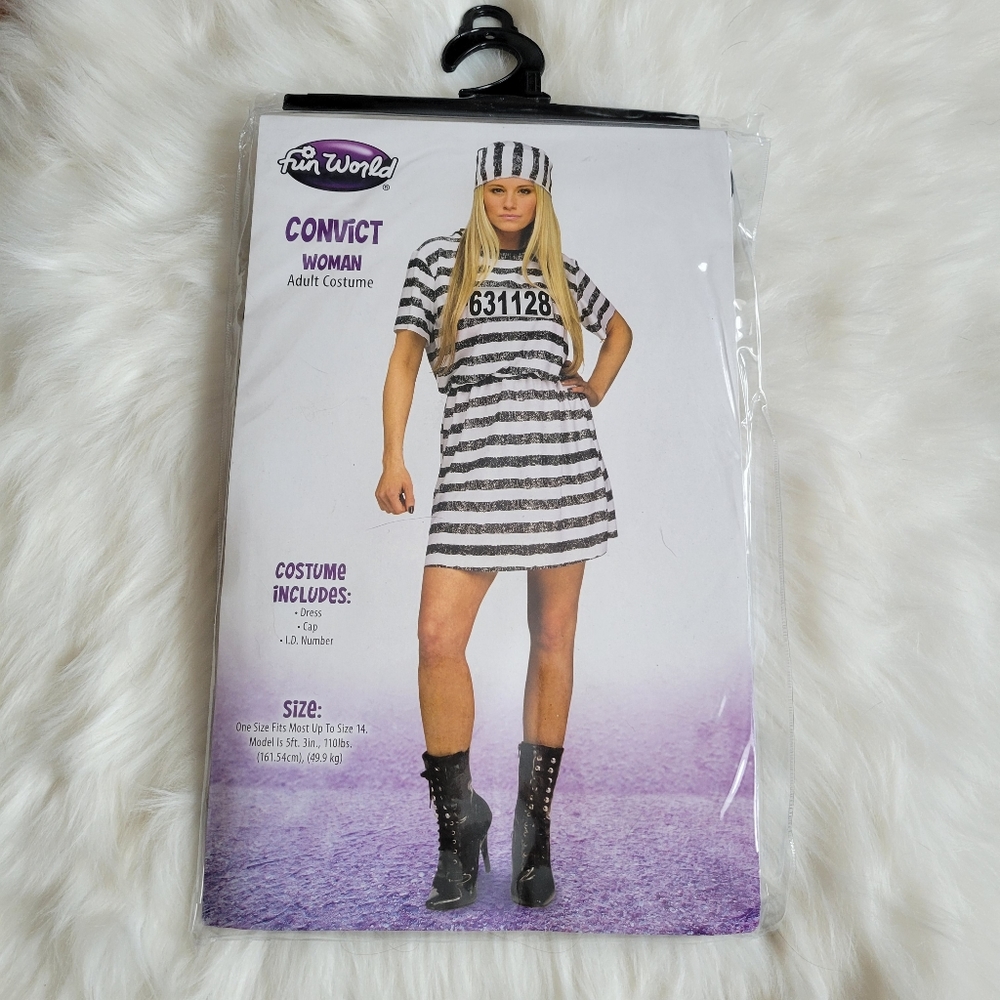 Fun World Black & White Striped Convict Woman Halloween Costume OSFM NWT